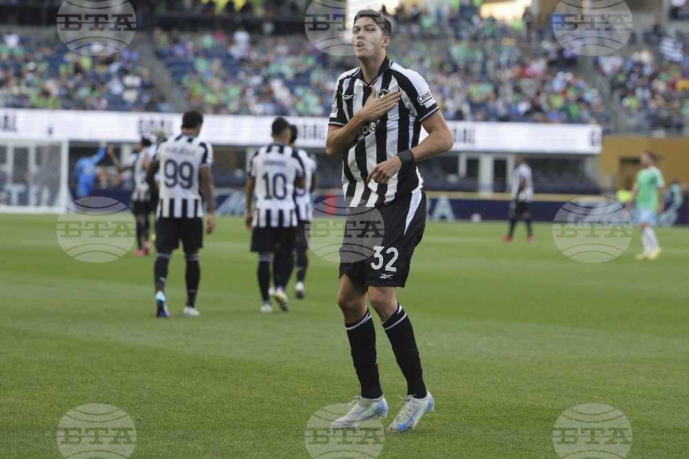 CWC Botafogo Sounders Soccer
