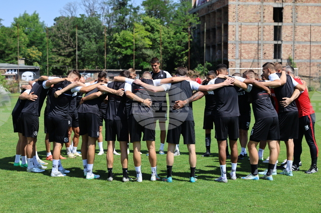 Локомотив (Пловдив) замина за летния си подготвителен лагер в Боровец