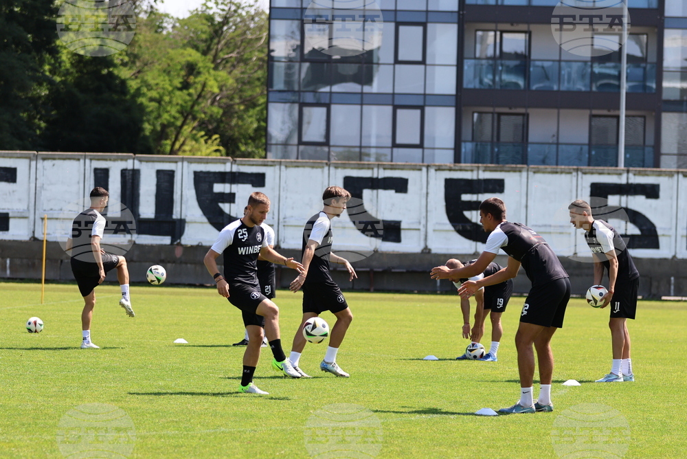 Локомотив (Пловдив) приключи лагера си в Боровец с победа в учебна игра