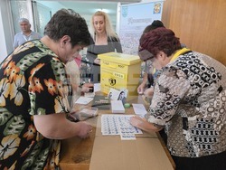 Левски - пощенска марка - Георги Парцалев