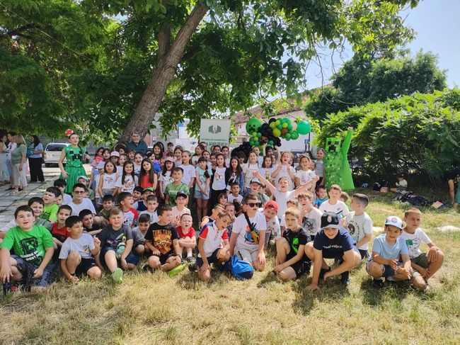 „Приказна ваканция“ подарява на децата Регионалната библиотека „Проф. Боян Пенев“ в Разград