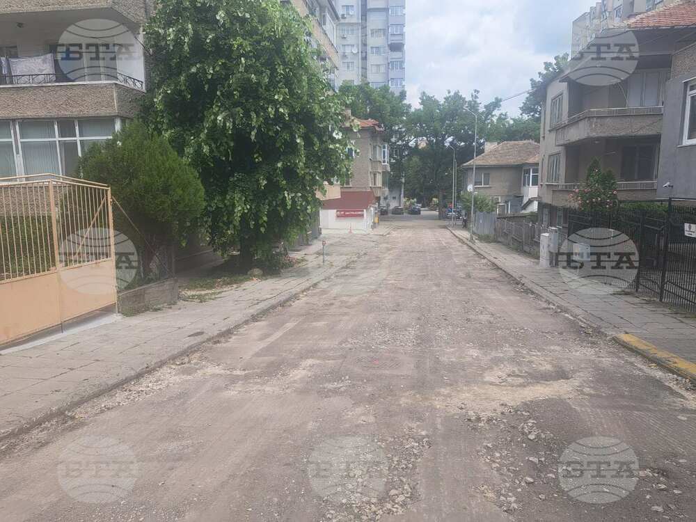 Планира се тази седмица ремонтът на улица „Христо Смирненски“ в Шумен да приключи