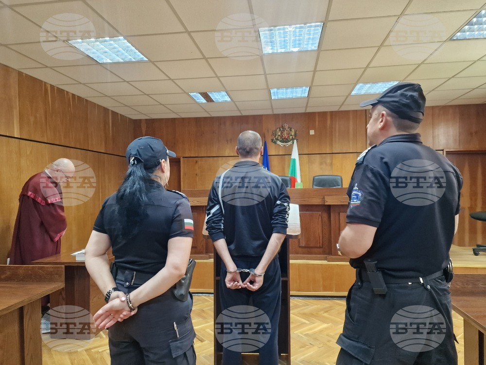 Постоянна мярка "задържане под стража" наложи Окръжният съд в Смолян на сина, който нападна с нож баща си