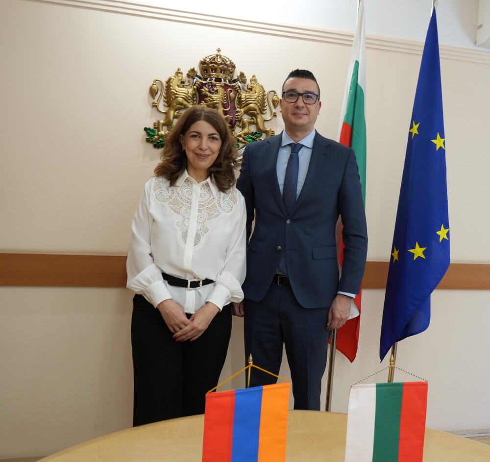 Министър Дилов и посланикът на Армения у нас обсъдиха потенциала за развитие на двустранните икономически отношения