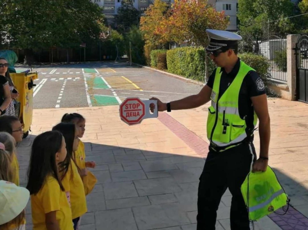 В Сливен започна традиционната акция на полицията „Ваканция! Да пазим живота на децата на пътя!“ 