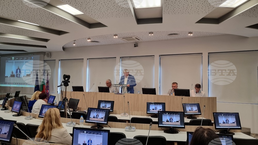 Trade Union Opposes Division of Public Rail Service Between Different Operators