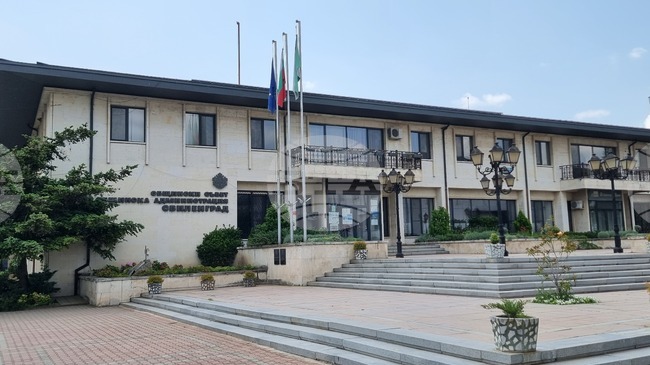 Община Свиленград изплати 12 000 лева стипендии на бъдещи медици 