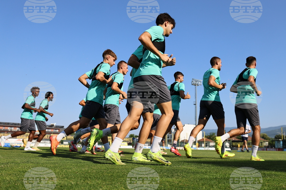 Ботев (Пловдив) победи третодивизионния Гигант (Съединение) в последната си контрола от лятната подготовка