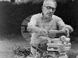 „Римски призраци“ от Луиджи Малерба, проза от Калин Терийски и поезия от Едвин Сугарев са сред акцентите в новия брой на „Съвременник“, снимка – „Труд“