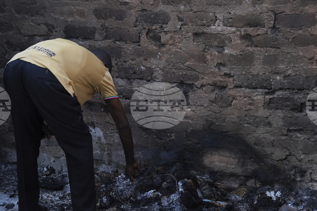 Атентатор самоубиец отне живота на най-малко 10 души в ресторант в Североизточна Нигерия