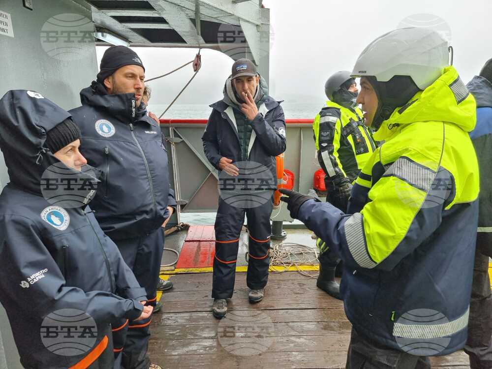 Ден 53 - Антарктида - НИК 421 прие на борда си последната група български антарктици