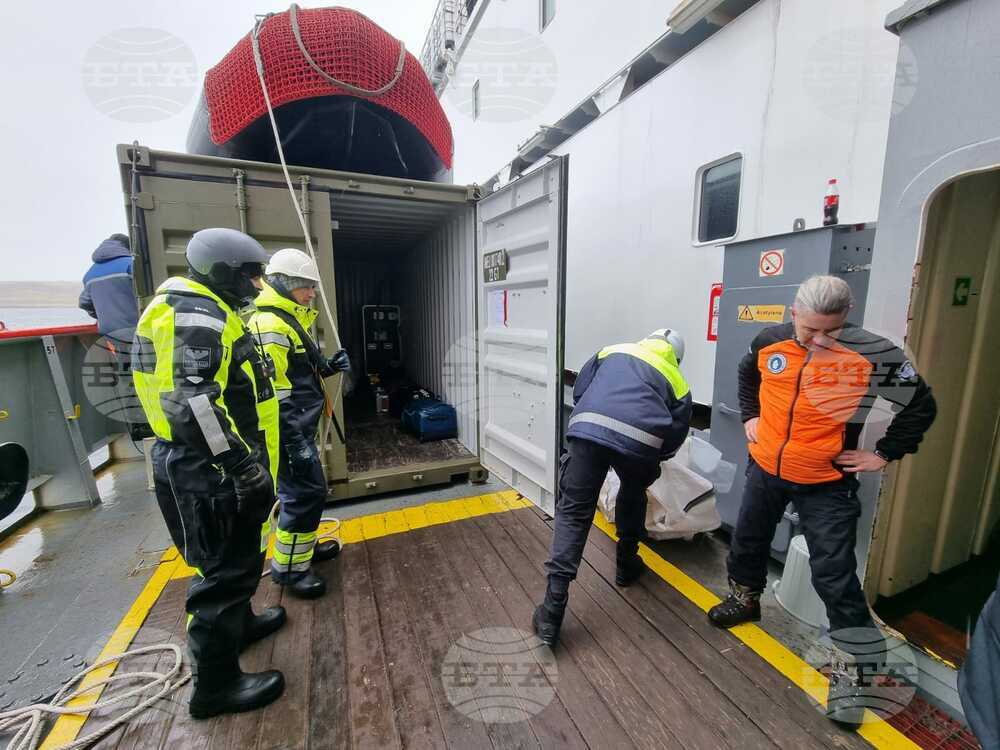 Ден 53 - Антарктида - НИК 421 прие на борда си последната група български антарктици