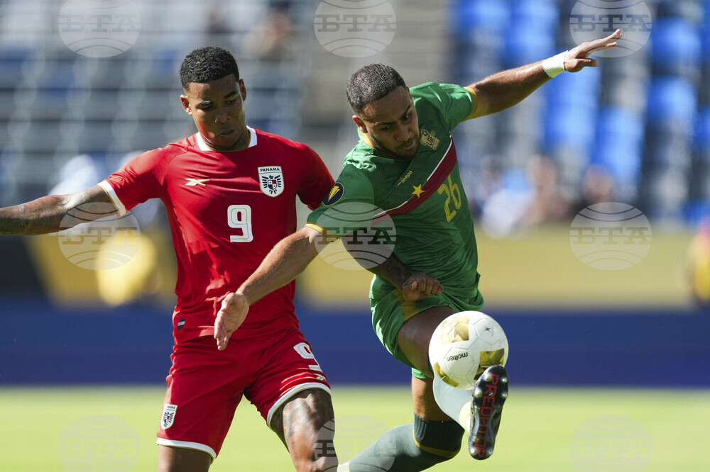 Gold Cup Panama Guadeloupe Soccer
