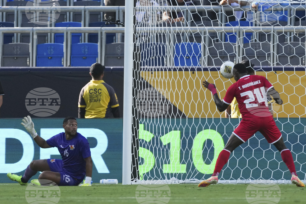 Gold Cup Panama Guadeloupe Soccer