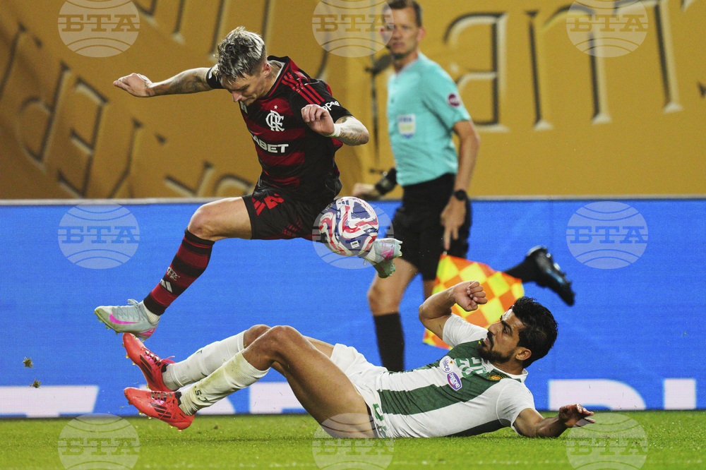 APTOPIX CWC Soccer Flamengo ES Tunisie Philadelphia
