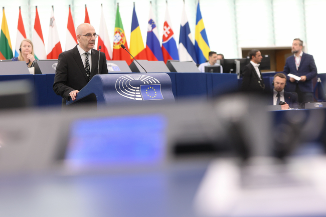 Петър Волгин пред ЕП: Ако Европейският съюз се сгромоляса, това ще бъде не заради действията на Москва, а заради неадекватната политика на Брюксел