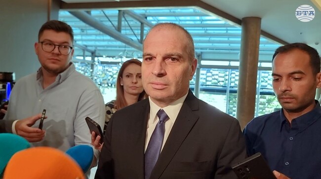 Конкуренцията в железопътния превоз на пътници ще доведе до по-високо качество на услугата, каза министър Гроздан Караджов