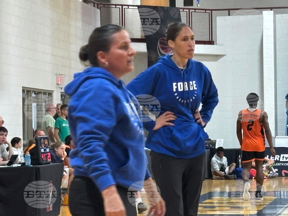 Coaching Their Kids Basketball