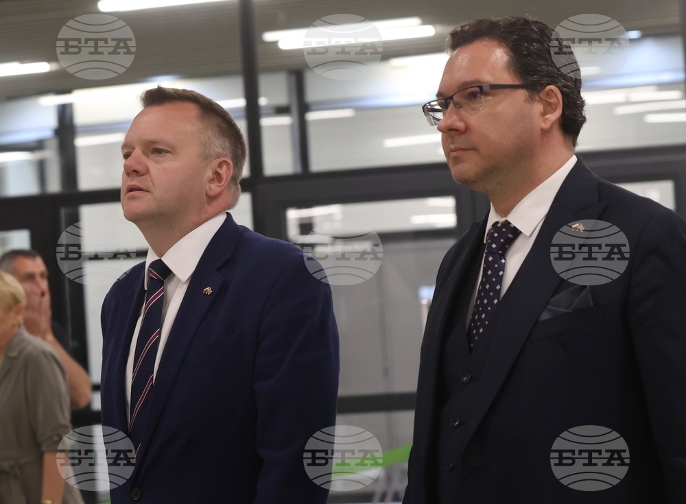 Даниел Митов - Ник-Томас Симъндс - двустранна среща