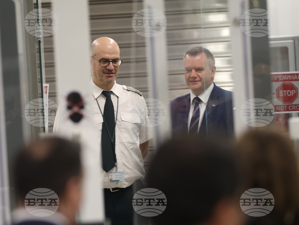 Даниел Митов - Ник-Томас Симъндс - двустранна среща