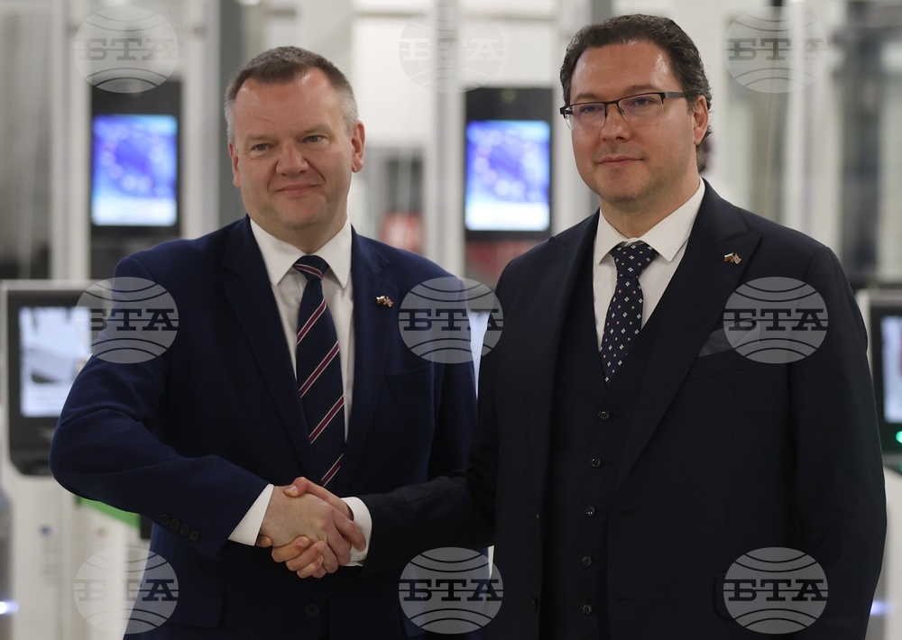 Даниел Митов - Ник-Томас Симъндс - двустранна среща
