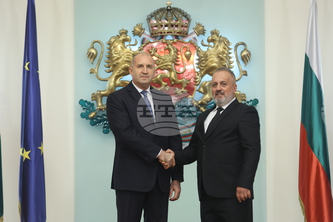 Делото срещу Люпчо Георгиевски и антибългарските изяви на ръководни фактори в РСМ са абсолютно недопустими, каза Румен Радев