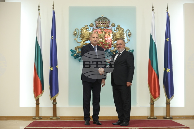 Делото срещу Люпчо Георгиевски и антибългарските изяви на ръководни фактори в РСМ са абсолютно недопустими, каза Румен Радев