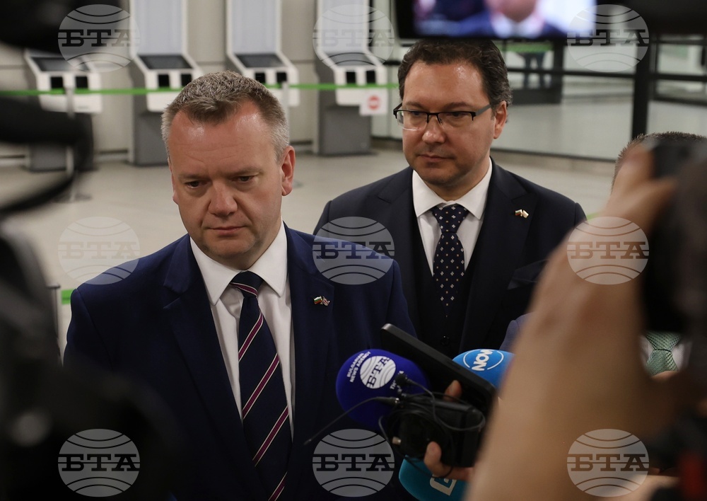 Даниел Митов - Ник-Томас Симъндс - двустранна среща