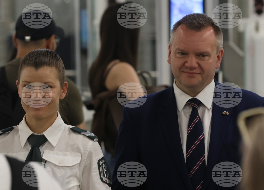 Даниел Митов - Ник-Томас Симъндс - двустранна среща