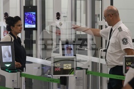 Даниел Митов - Ник-Томас Симъндс - двустранна среща