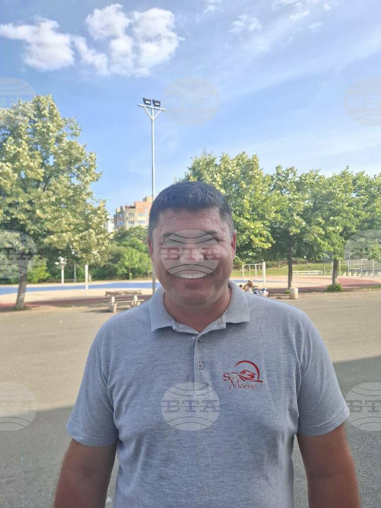 Млади, образовани и адаптивни хора от ЕС имат готовност да работят в българска хотелска верига, каза за БТА Денис Владимиров, комплексен управител на ваканционно селище