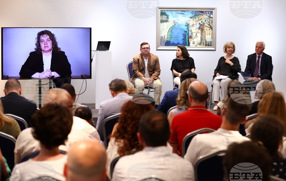 От 130 отчета на държавни институции само 13 са разгледани в пленарната зала, като са приети десет, половината от които на БТА, показва изследване