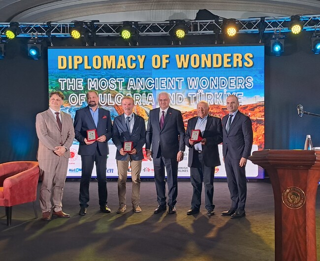 Учени от България и Турция са отличени с наградата „Пазител на наследството“