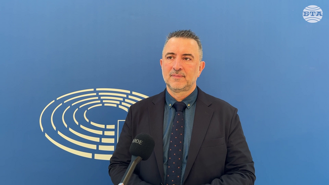 България трябва да има постоянна политика по отношение на Република Северна Македония, която да прилага и развива, заяви евродепутатът Ивайло Вълчев