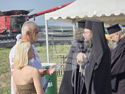 Село Цар Петрово - жътвена кампания 2025 - откриване