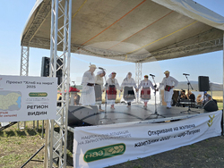 Село Цар Петрово - жътвена кампания 2025 - откриване