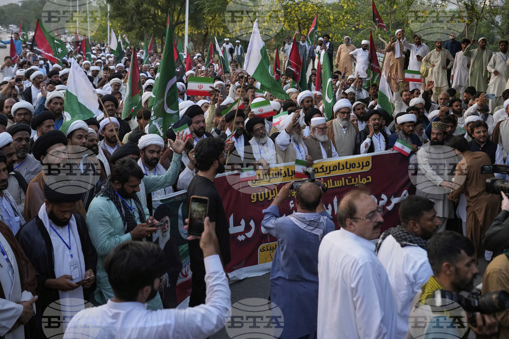 Pakistan Iran Mideast Wars