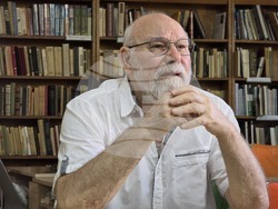 Ловеч - Владимир Зарев - книга - представяне