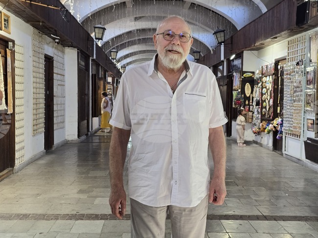 Ловеч - Владимир Зарев - книга - представяне