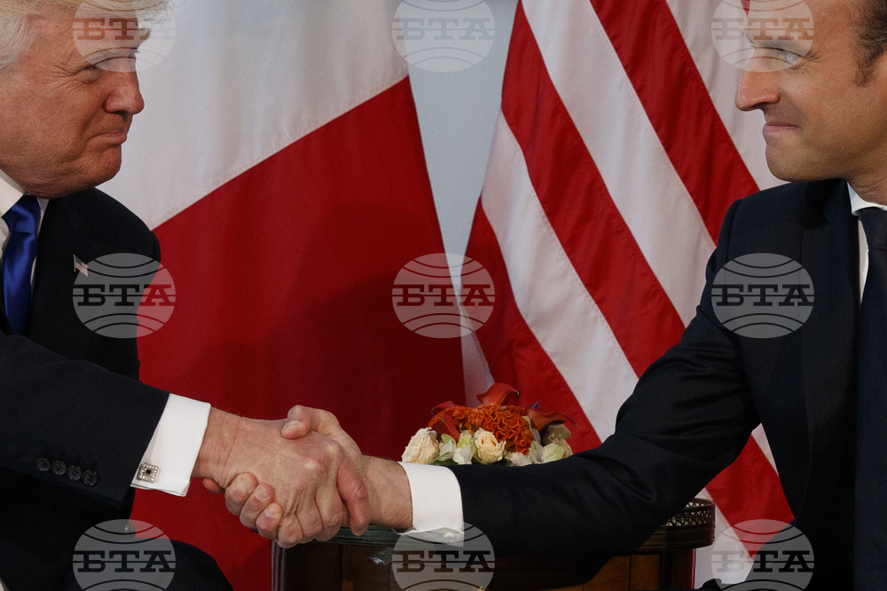 Trump Macron