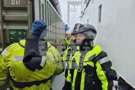 Day 53: Last Group of Bulgarian Polar Еxplorers Boards RSV 421