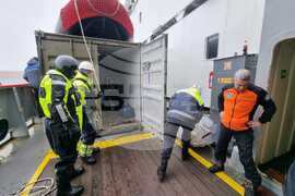 Day 53: Last Group of Bulgarian Polar Еxplorers Boards RSV 421