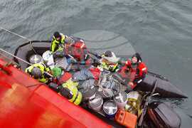 Day 53: Last Group of Bulgarian Polar Еxplorers Boards RSV 421