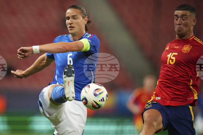 Рома води преговори за привличането на защитника на Верона Гиларди