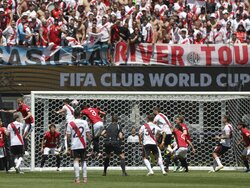 CWC River Plate Urawa Red Diamonds Soccer
