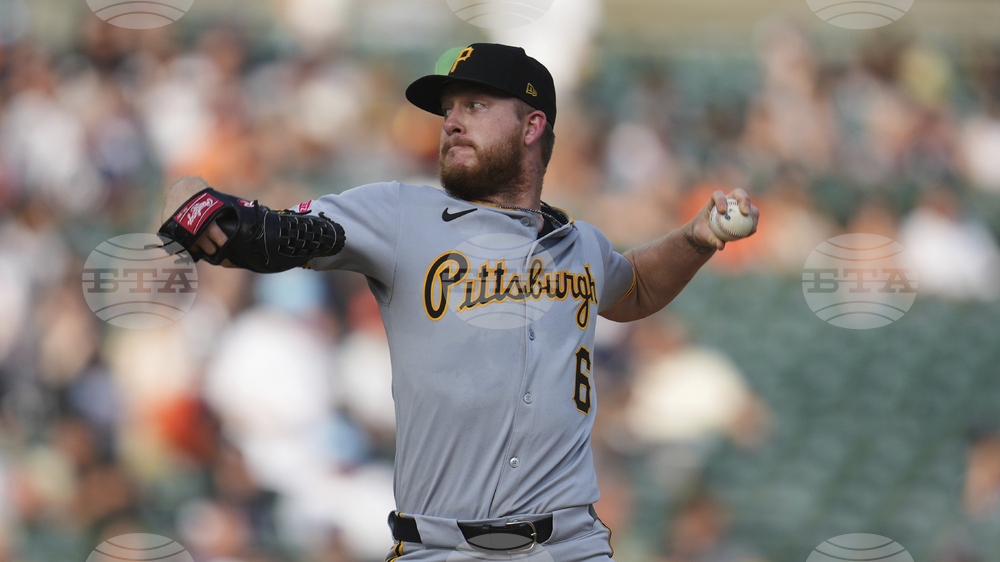 Pirates Tigers Baseball