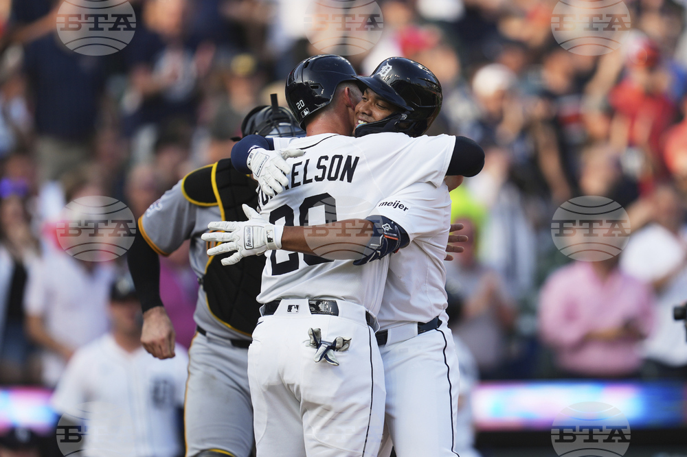 Pirates Tigers Baseball