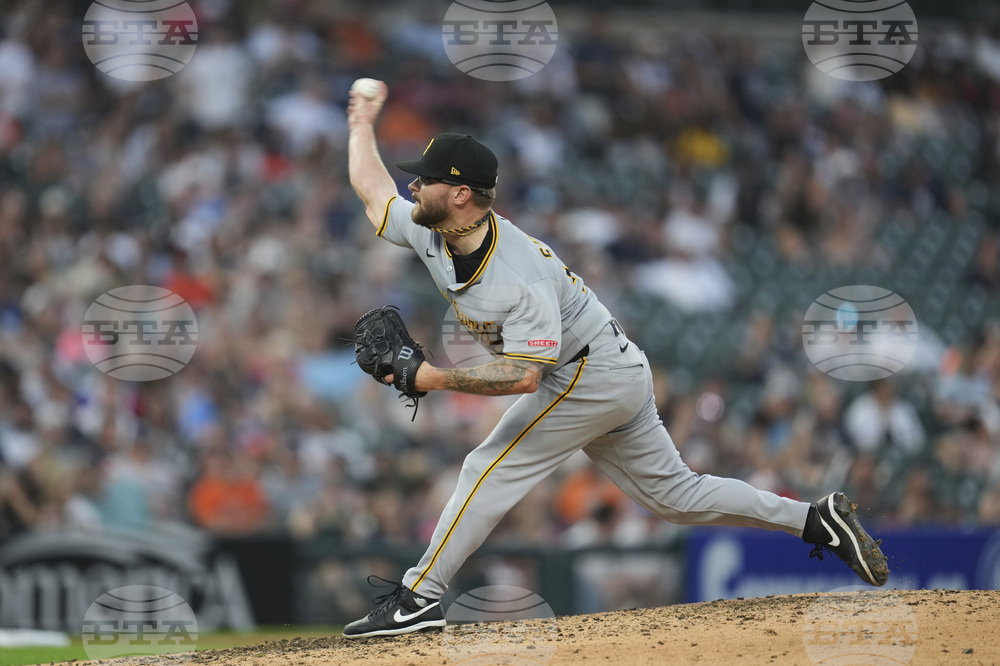 Pirates Tigers Baseball