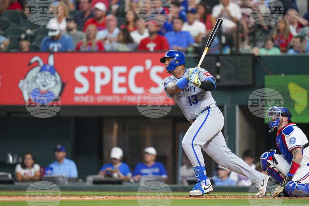 Royals Rangers Baseball