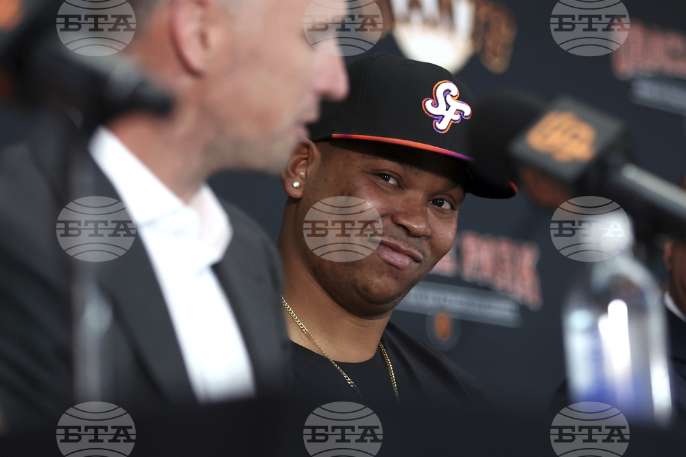 Giants Devers Baseball